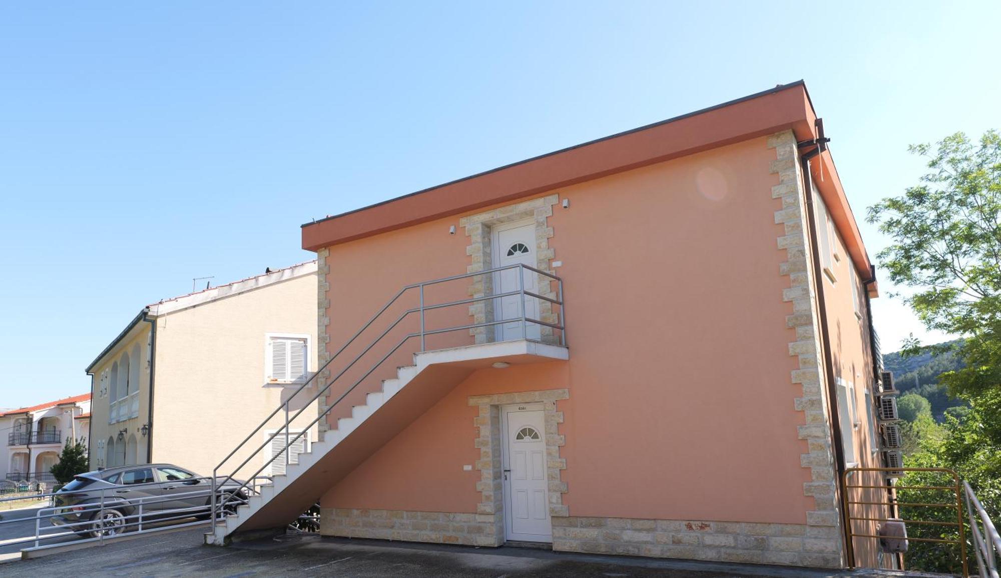 Apartments Chilla *** Lopar Exterior photo